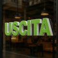 Scritta USCITA in Polistirolo per Negozi e Vetrine